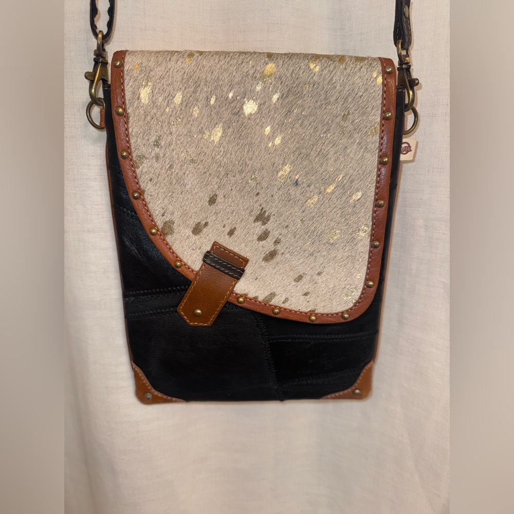 Vaan & Co. Claire Small Flap Genuine Leather Crossbody Bag White